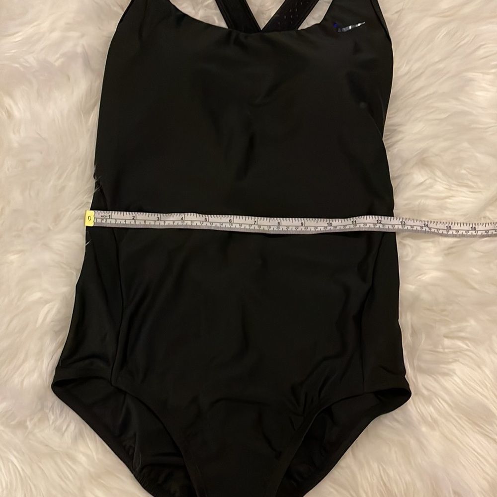 Nike One Piece Swimsuit - Picture 8 of 9